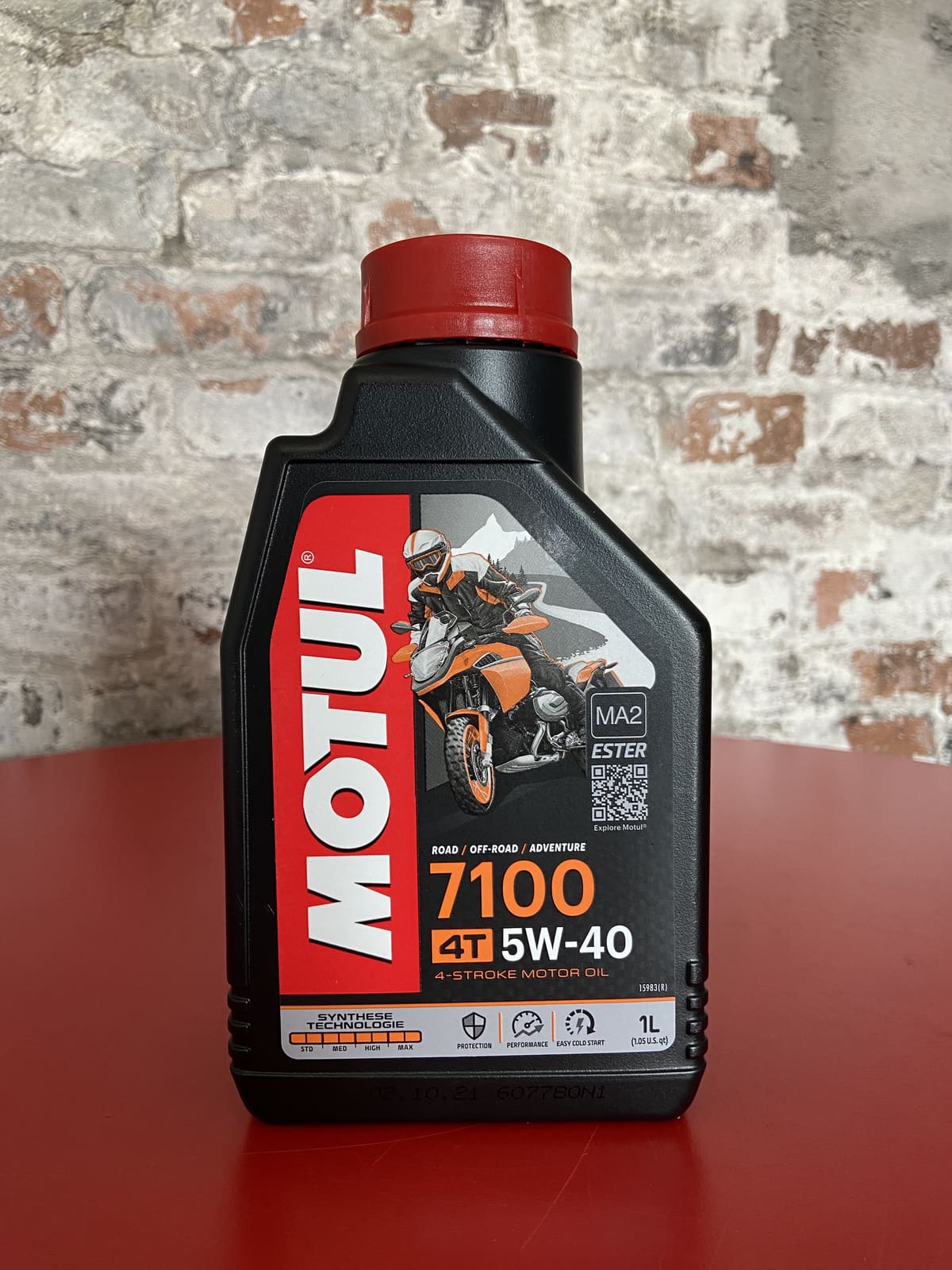 MOTUL 7100 4T 10W40